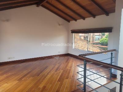 Casa de 4 alcobas en venta en Guaymaral, Bogotá, 1400 m² · foto 10 de 19