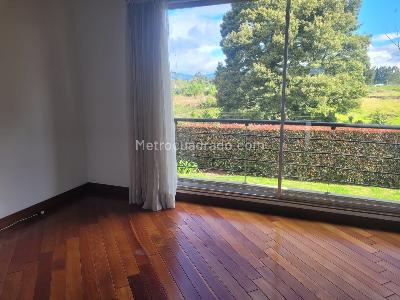 Casa de 4 alcobas en venta en Guaymaral, Bogotá, 1400 m² · foto 16 de 19