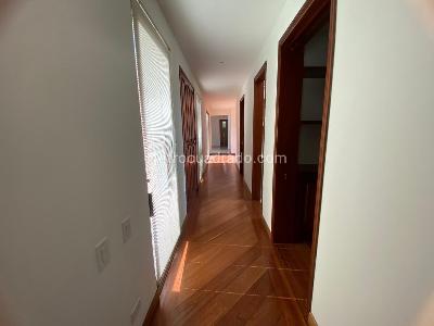 Casa de 4 alcobas en venta en Hacienda San Simon, Bogotá, 1450 m² · foto 8 de 11