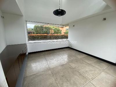 Casa de 4 alcobas en venta en Hacienda San Simon, Bogotá, 1700 m² · foto 7 de 8