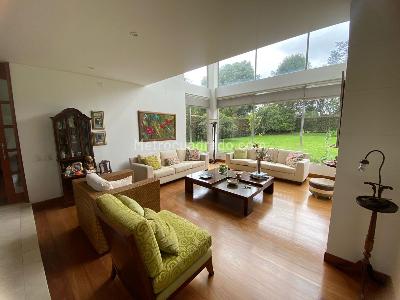 Casa de 4 alcobas en venta en Guaymaral, Bogotá, 1504 m² · foto 17 de 18