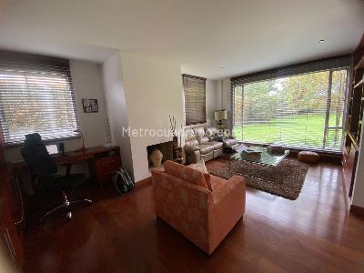 Casa de 4 alcobas en venta en Guaymaral, Bogotá, 1504 m² · foto 6 de 18