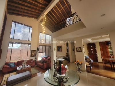 Casa de 4 alcobas en venta en San Jose De Bavaria, Bogotá, 1500 m² · foto 10 de 19