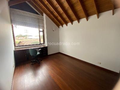 Casa en venta en San Jose De Bavaria, Bogotá · foto 10 de 20