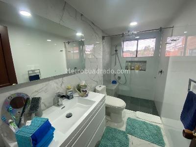 Casa de 4 alcobas en venta en San Jose De Bavaria, Bogotá, 350 m² · foto 16 de 20