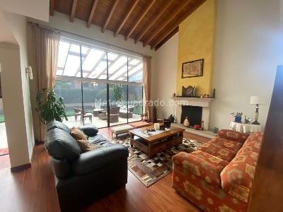 Casa de 4 alcobas en venta en San Jose De Bavaria, Bogotá, 350 m² · foto 8 de 20