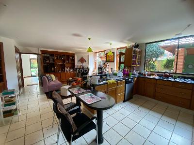 Casa de 3 alcobas en venta en San Jose De Bavaria, Bogotá, 300 m² · foto 5 de 17