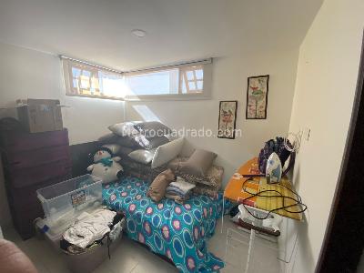 Casa de 4 alcobas en venta en San Jose De Bavaria, Bogotá, 420 m² · foto 6 de 19