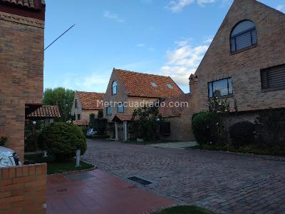 Casa de 4 alcobas en venta en San Jose De Bavaria, Bogotá, 340 m² · foto 7 de 14