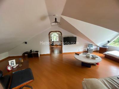 Casa de 4 alcobas en venta en San Jose De Bavaria, Bogotá, 800 m² · foto 11 de 19