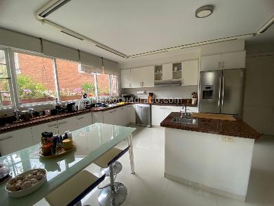 Casa de 4 alcobas en venta en San Jose De Bavaria, Bogotá, 800 m² · foto 9 de 19