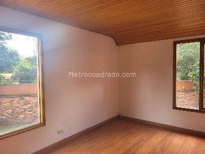 Casa de 4 alcobas en venta en San Jose De Bavaria, Bogotá, 260 m² · foto 15 de 15