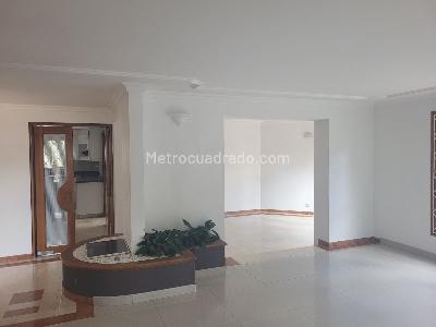 Casa de 4 alcobas en venta en San Jose De Bavaria, Bogotá, 260 m² · foto 4 de 15