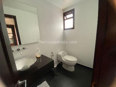 Casa de 4 alcobas en venta en San Jose De Bavaria, Bogotá, 360 m² · foto 16 de 20