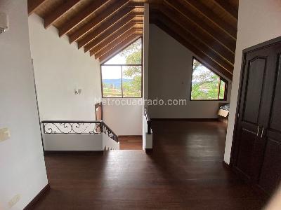 Casa de 4 alcobas en venta en San Jose De Bavaria, Bogotá, 360 m² · foto 10 de 20