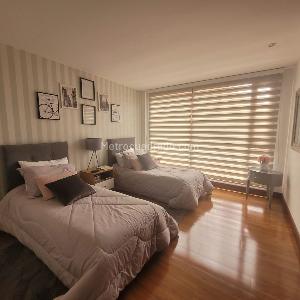 Casa de 4 alcobas en venta en San Jose De Bavaria, Bogotá, 420 m² · foto 14 de 19