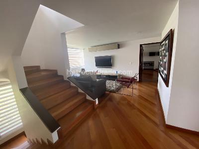 Casa de 4 alcobas en venta en San Jose De Bavaria, Bogotá, 800 m² · foto 4 de 18