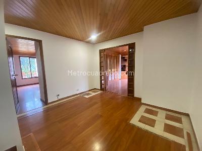 Casa de 4 alcobas en venta en San Jose De Bavaria, Bogotá, 260 m² · foto 14 de 15
