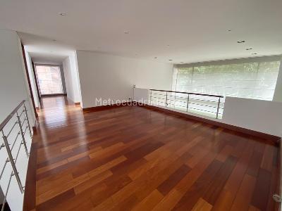 Casa de 4 alcobas en venta en Hacienda San Simon, Bogotá, 2000 m² · foto 3 de 17
