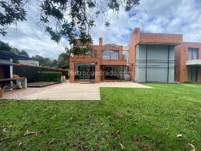 Casa de 4 alcobas en venta en Hacienda San Simon, Bogotá, 2000 m² · foto 8 de 17