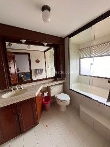 Casa de 3 alcobas en venta en San Jose De Bavaria, Bogotá, 800 m² · foto 6 de 19
