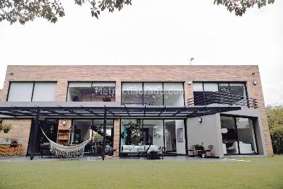 Casa de 4 alcobas en venta en Hacienda San Simon, Bogotá, 1400 m² · foto 2 de 17