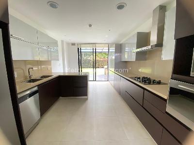 Casa de 4 alcobas en venta en Hacienda San Simon, Bogotá, 1400 m² · foto 4 de 17