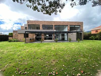 Casa de 4 alcobas en venta en Hacienda San Simon, Bogotá, 1400 m² · foto 8 de 17