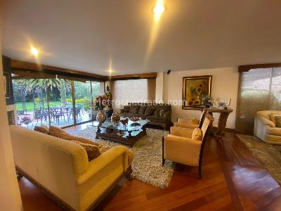 Casa de 4 alcobas en venta en San Jose De Bavaria, Bogotá, 800 m² · foto 6 de 17