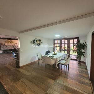 Casa de 3 alcobas en venta en San Jose De Bavaria, Bogotá, 240 m² · foto 13 de 18