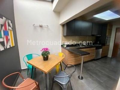Casa de 3 alcobas en venta en San Jose De Bavaria, Bogotá, 250 m² · foto 3 de 19