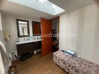 Casa de 4 alcobas en venta en San Jose De Bavaria, Bogotá, 450 m² · foto 10 de 19