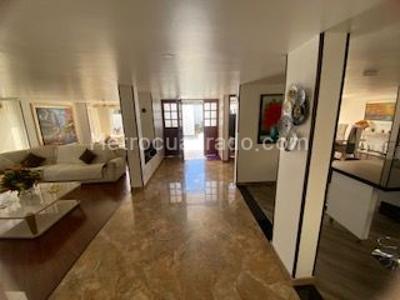Casa de 4 alcobas en venta en San Jose De Bavaria, Bogotá, 450 m² · foto 12 de 19