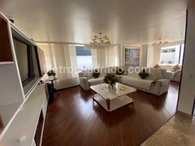Casa de 4 alcobas en venta en San Jose De Bavaria, Bogotá, 450 m² · foto 16 de 19