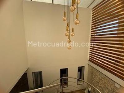 Casa de 4 alcobas en venta en San Jose De Bavaria, Bogotá, 450 m² · foto 9 de 19