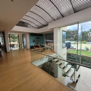 Casa de 4 alcobas en venta en San Jose De Bavaria, Bogotá, 585 m² · foto 4 de 19