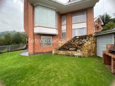 Casa de 4 alcobas en arriendo en San Jose De Bavaria, Bogotá, 800 m² · foto 11 de 17
