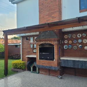 Casa de 4 alcobas en venta en San Jose De Bavaria, Bogotá, 800 m² · foto 9 de 17