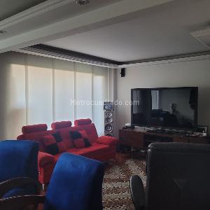 Casa de 4 alcobas en venta en San Jose De Bavaria, Bogotá, 800 m² · foto 3 de 17