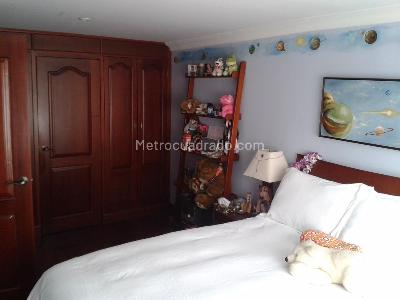 Casa de 4 alcobas en venta en San Jose De Bavaria, Bogotá, 800 m² · foto 14 de 18