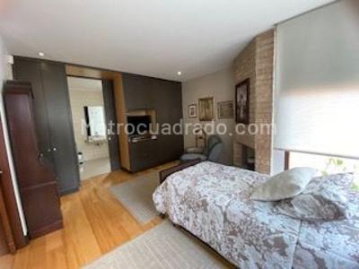 Casa de 4 alcobas en venta en San Jose De Bavaria, Bogotá, 800 m² · foto 13 de 20