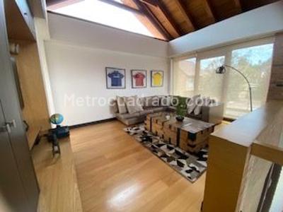 Casa de 4 alcobas en venta en San Jose De Bavaria, Bogotá, 800 m² · foto 3 de 20