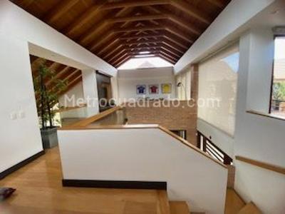 Casa de 4 alcobas en venta en San Jose De Bavaria, Bogotá, 800 m² · foto 5 de 20