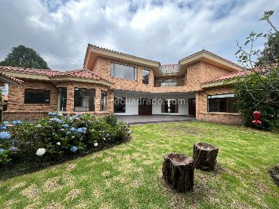 Casa de 4 alcobas en venta en Hacienda San Simon, Bogotá, 1461 m² · foto 16 de 19