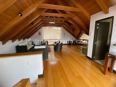 Casa de 4 alcobas en venta en San Jose De Bavaria, Bogotá, 800 m² · foto 11 de 20
