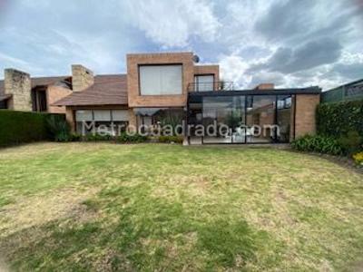 Casa de 4 alcobas en venta en San Jose De Bavaria, Bogotá, 800 m² · foto 20 de 20