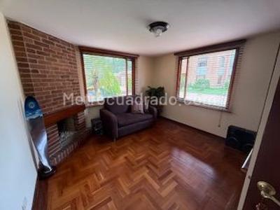 Casa de 4 alcobas en venta en San Jose De Bavaria, Bogotá, 800 m² · foto 12 de 17