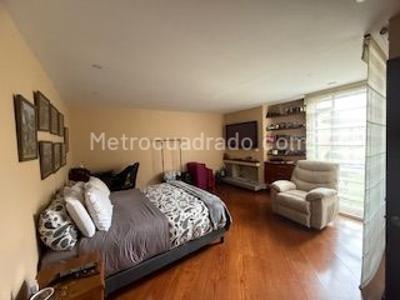 Casa de 4 alcobas en venta en San Jose De Bavaria, Bogotá, 800 m² · foto 17 de 17