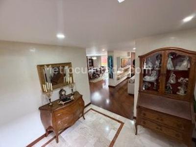 Casa en venta en San Jose De Bavaria, Bogotá · foto 13 de 19
