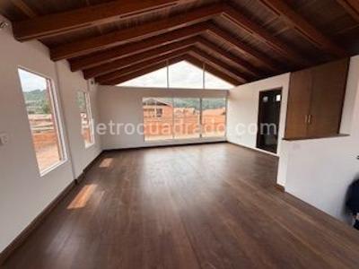 Casa de 5 alcobas en venta en San Jose De Bavaria, Bogotá, 800 m² · foto 10 de 20